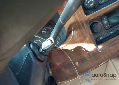 2003 Chevrolet Avalanche 1500 C1500 z USA, uszkodzony, nr VIN 3GNEC13T93G320904